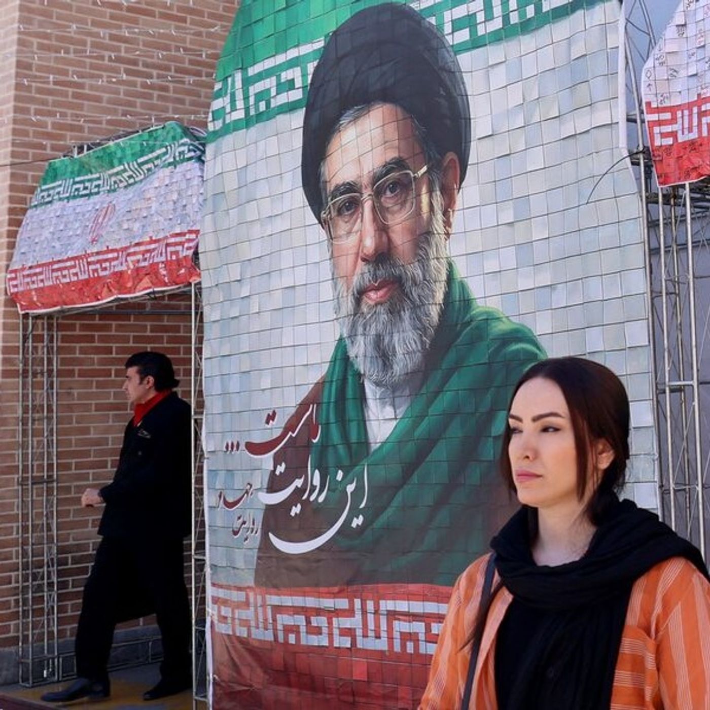 'DEAD MAN WALKING' Expert warns Iran's economy is heading toward collapse episode artwork
