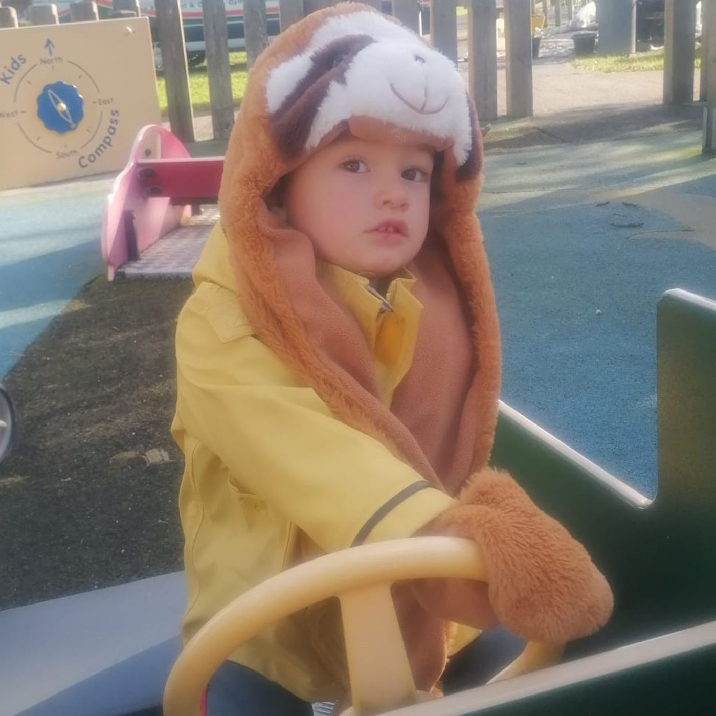 Brendan el niño de las carreras de coches