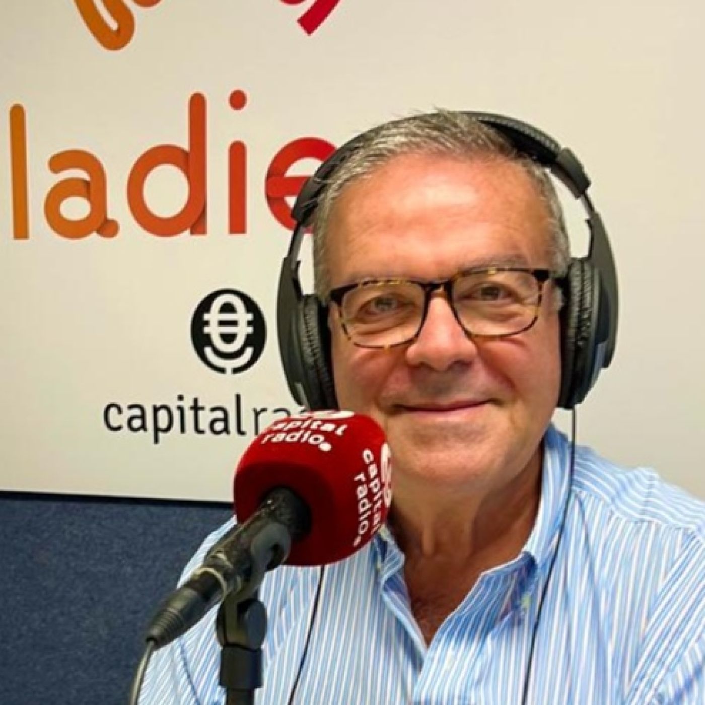 La Diez Capital Radio