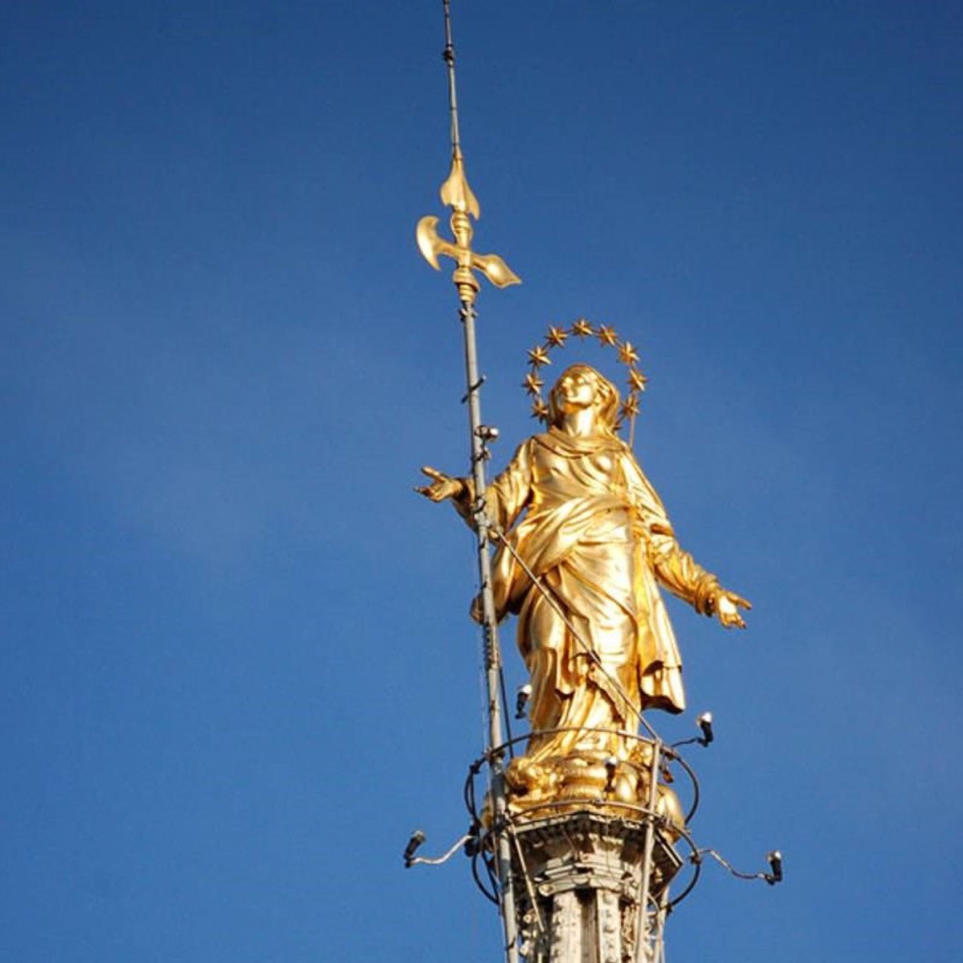 'Una Donna vestita di sole' (Assunzione 1) episode artwork