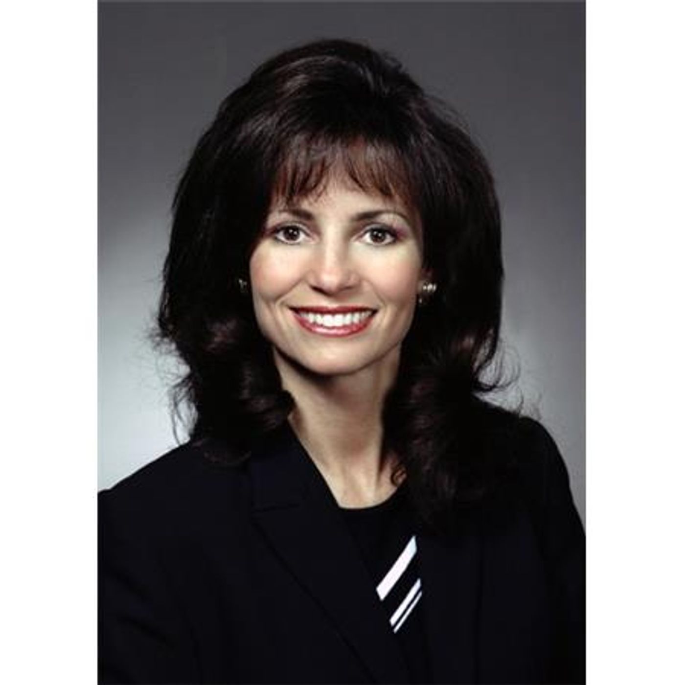 HEALTH MEDIA NOW-Dr. ALICE EPITROPOULOS-IS YOUR EYE MAKE-UP MAKING YOU SICK? episode artwork