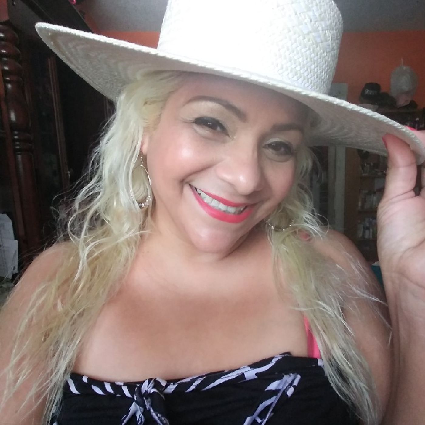 LOS CANTOS TOCAN