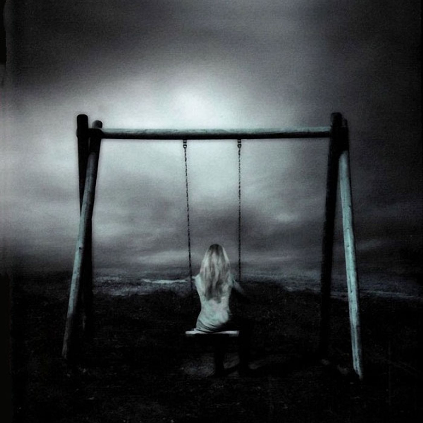 (Resumen) Bajo sospecha - Brian Freeman (Resumen) Bajo sospecha - Brian Freeman