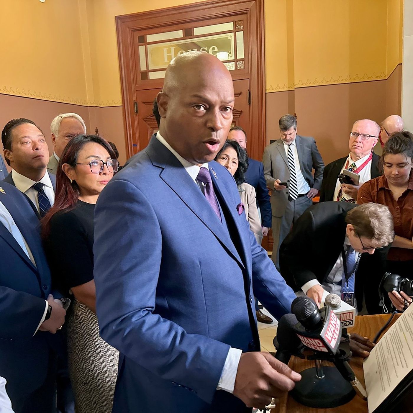 Illinois House speaker calls Bears stadium ask ‘insensitive’ amid budget pressures