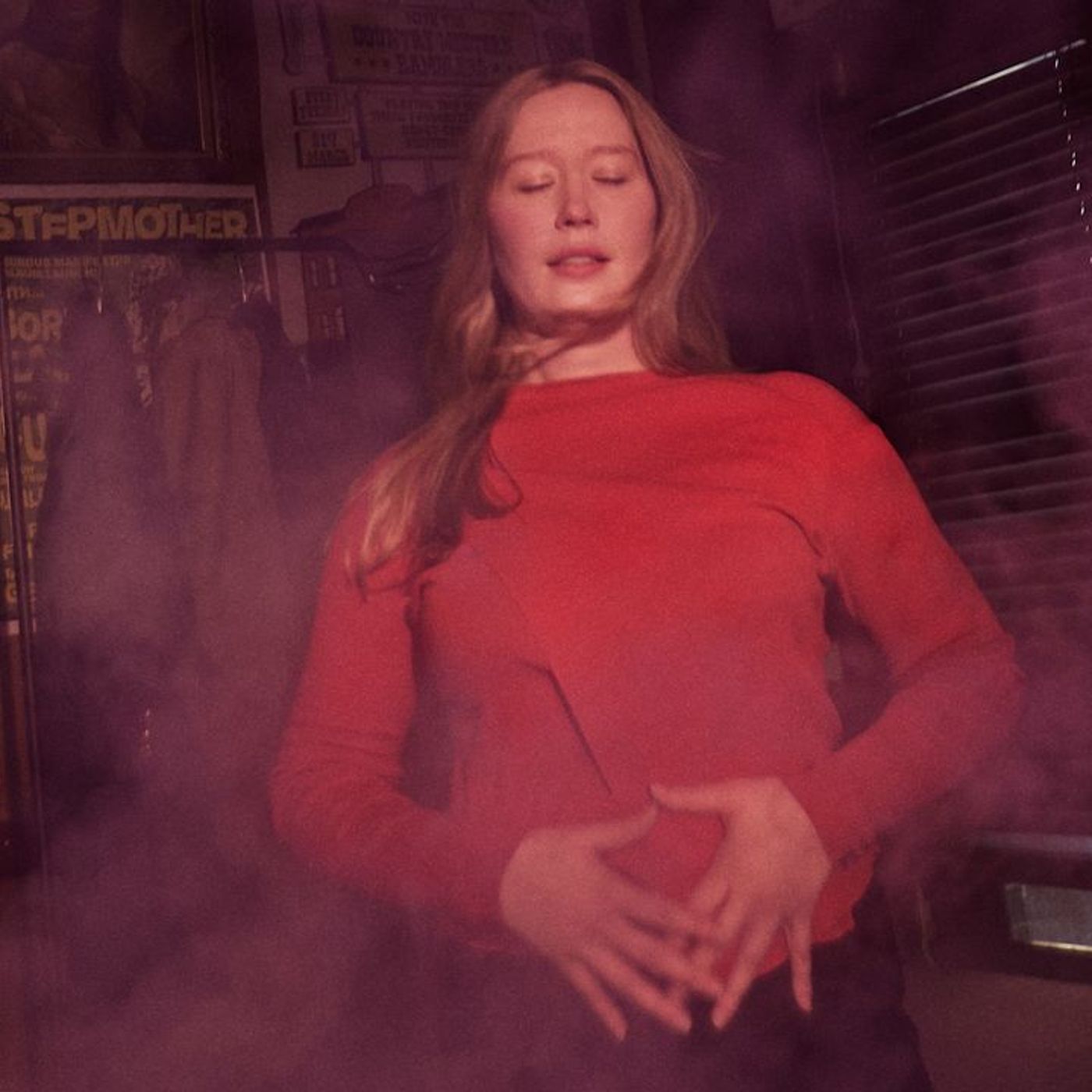 Julia Jacklin Readies New Album The Gem episode artwork
