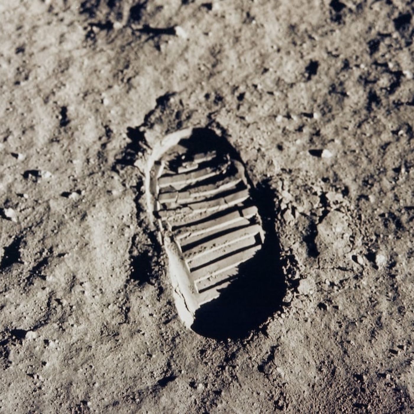 Episodio 40 Regresamos a la Luna. Proyecto Artemis, la Nasa presenta a los cuatro astronautas de su nueva misión. episode artwork