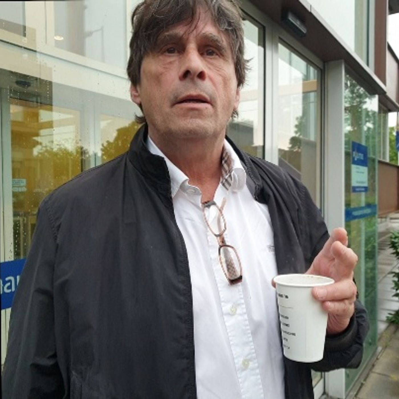 Steve Brown doet aangifte tegen AIVD Informant Bas van Hout , Peter R. de Vries en bepaalde corrupte media. (2)