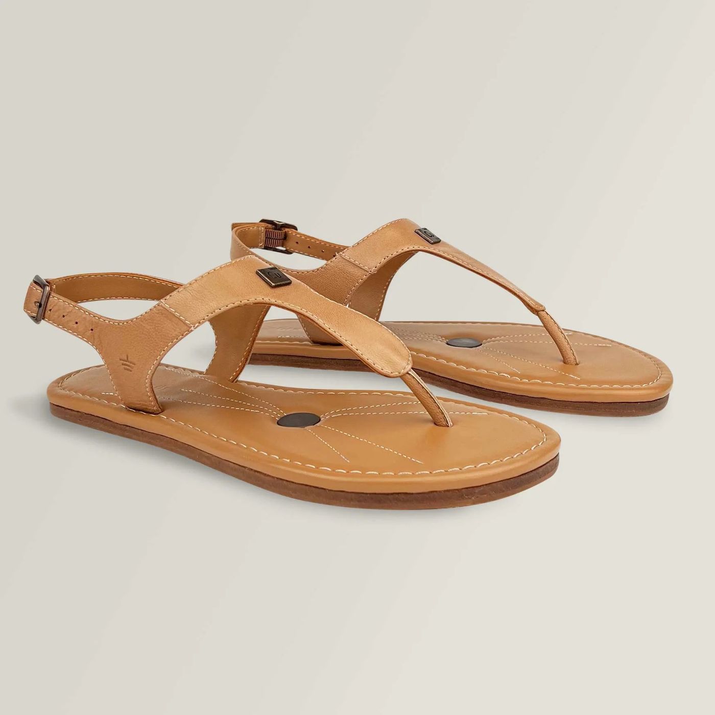 Why Barefoot Sandals for Women Are Changing the Way We Walk episode artwork