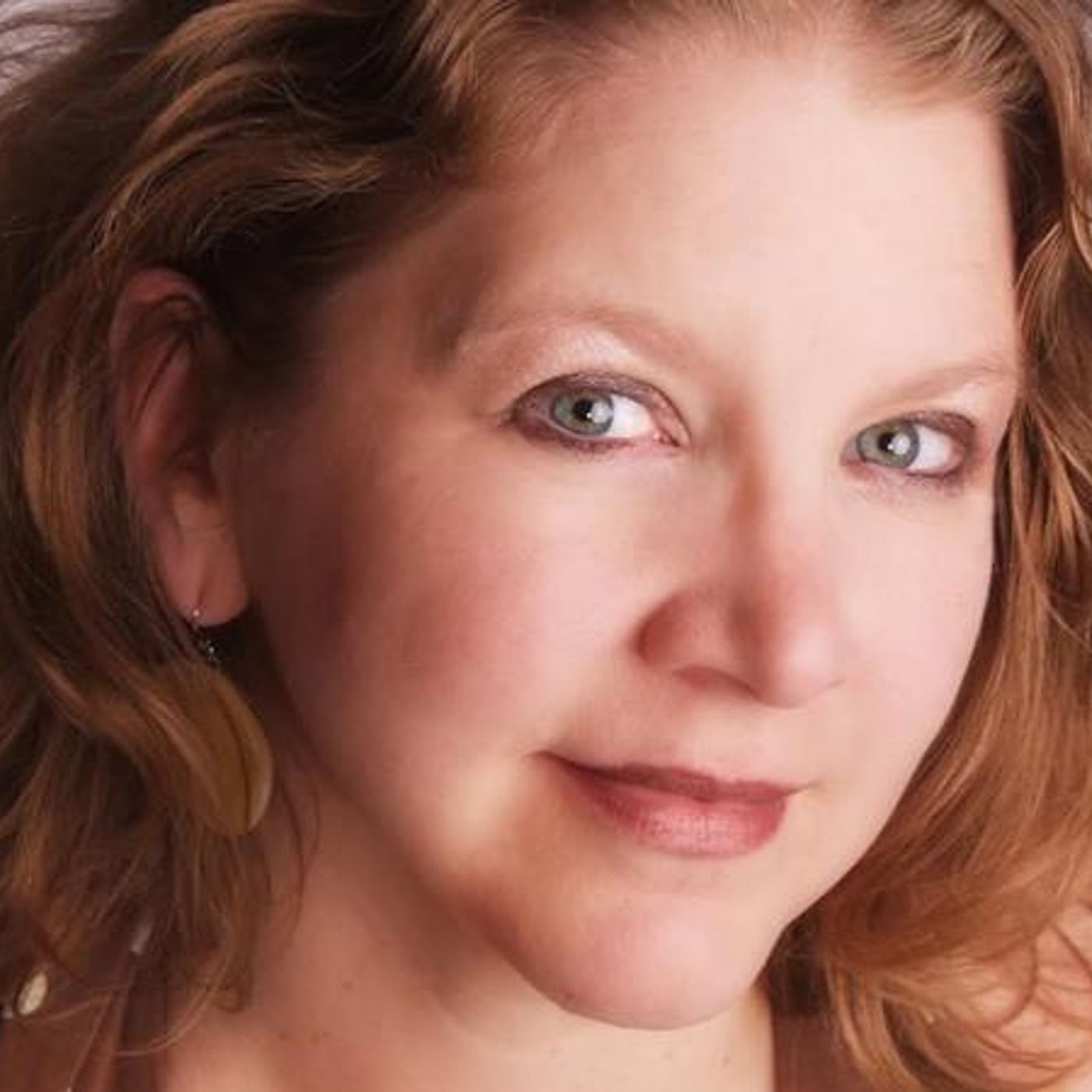 Cafe Esoterica Radio Host Shawn Cohen Guest  Sara Wiseman Author Healer Psychic episode artwork