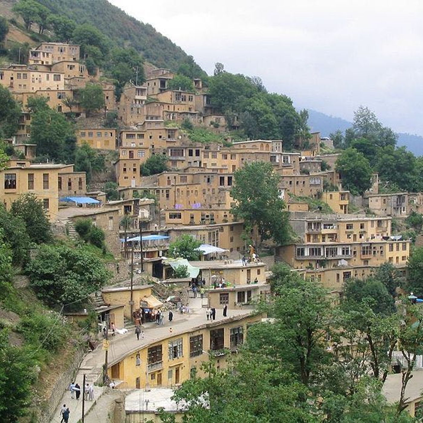 Il villaggio dove non ci sono strade si cammina sui tetti ,,,,Masuleh episode artwork