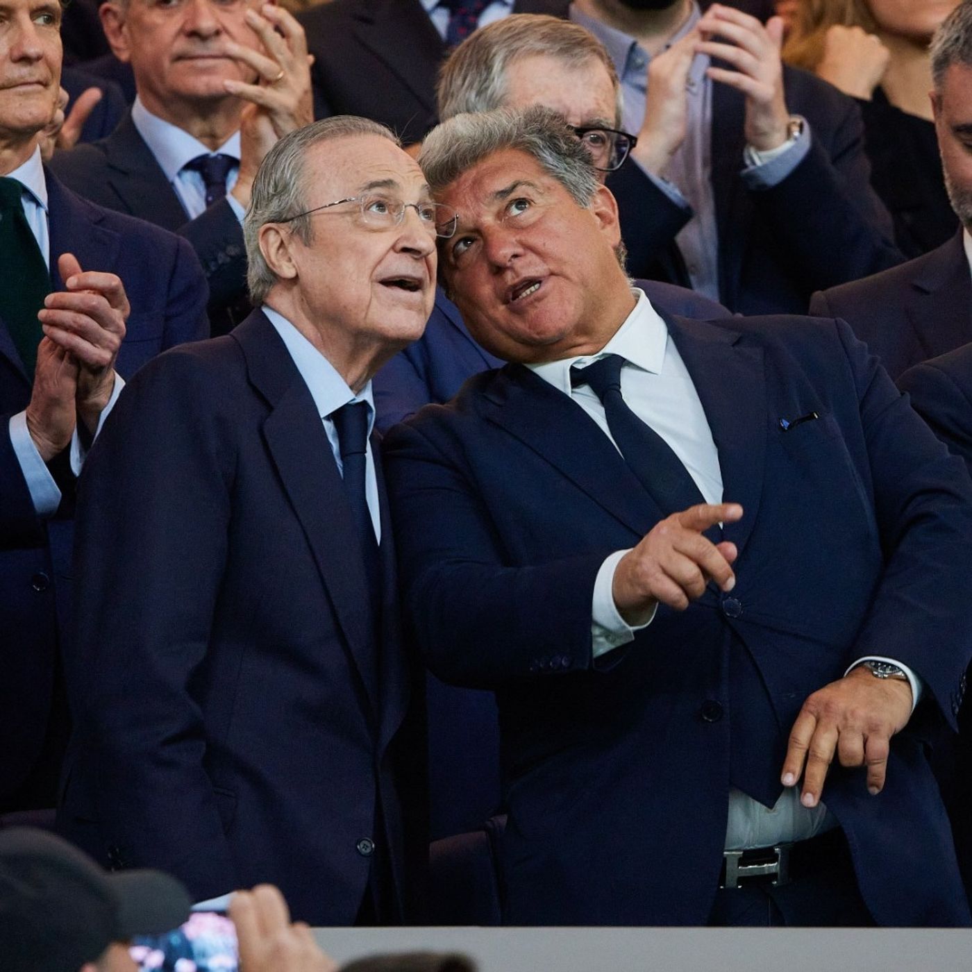 El Sanedrín Ilustrado |  Barça y Madrid, condenados a cambiar para competir en Europa: "Llevan 15 años peleando contra un sistema que los ar episode artwork