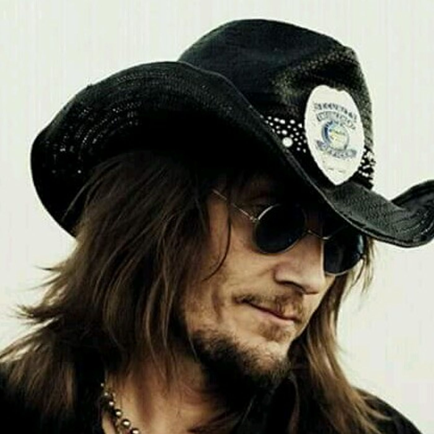 Donnie Vie alone is Enuff P4