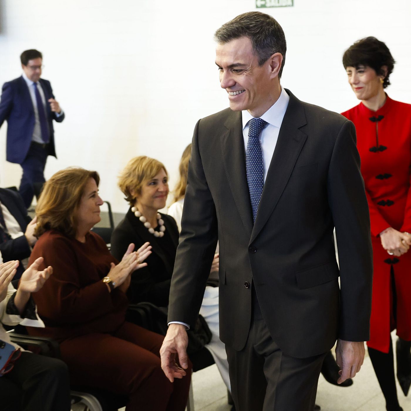 El editorial de Carlos Cuesta: Respondiendo a Sánchez: en España sí tenemos una corrupción sistémica