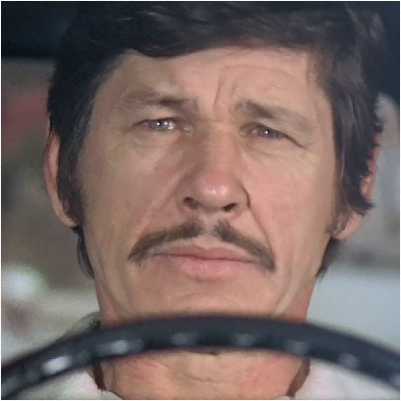 #09 - Poliziottesco: CIDADE VIOLENTA (1970) vs. CÃES RAIVOSOS (1974)