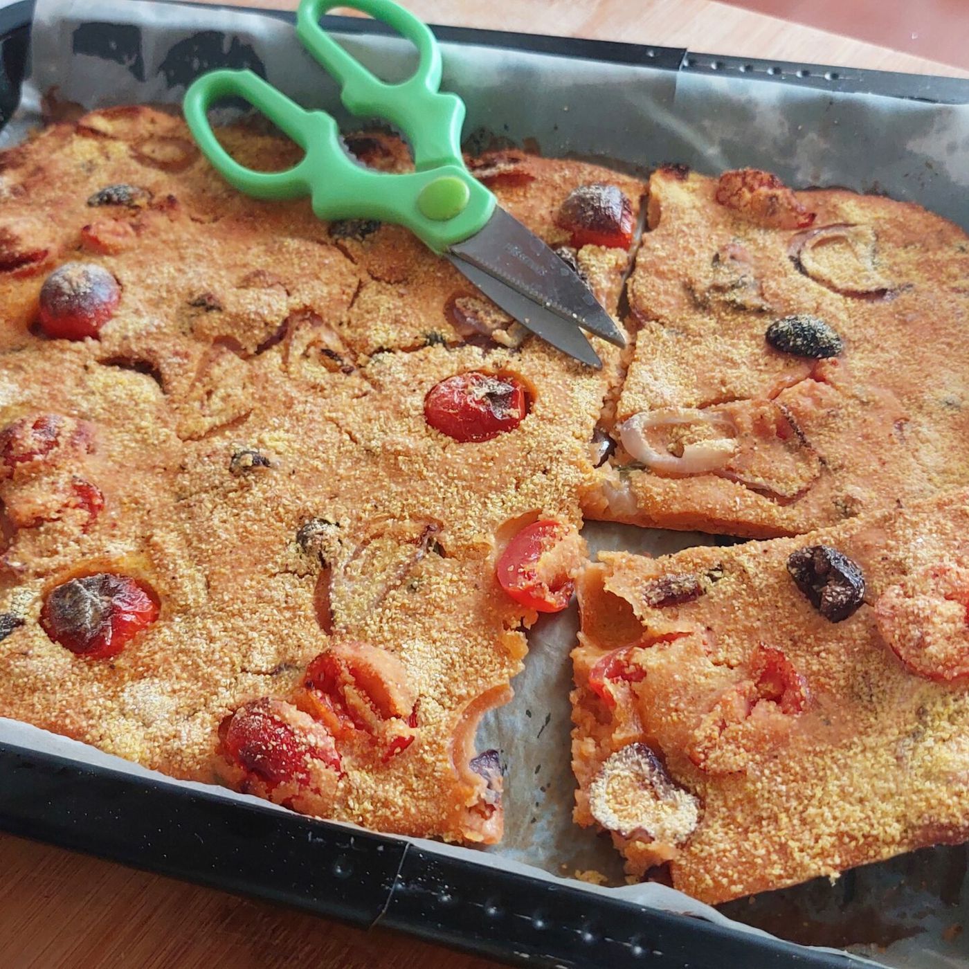 SCHIACCIATINA MEDITERRANEA: RICETTA CROCCANTE E SENZA LIEVITO episode artwork