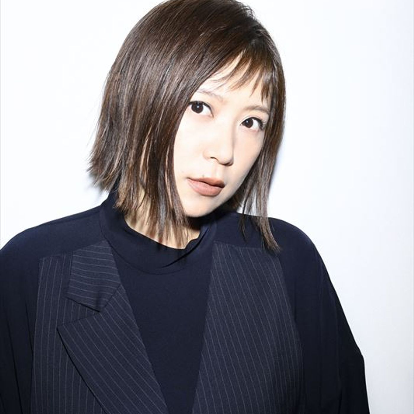 絢香、書き下ろしの新曲「WELL-come」が『レバウェル』新CMに起用　奈緒が3役を演じる episode artwork