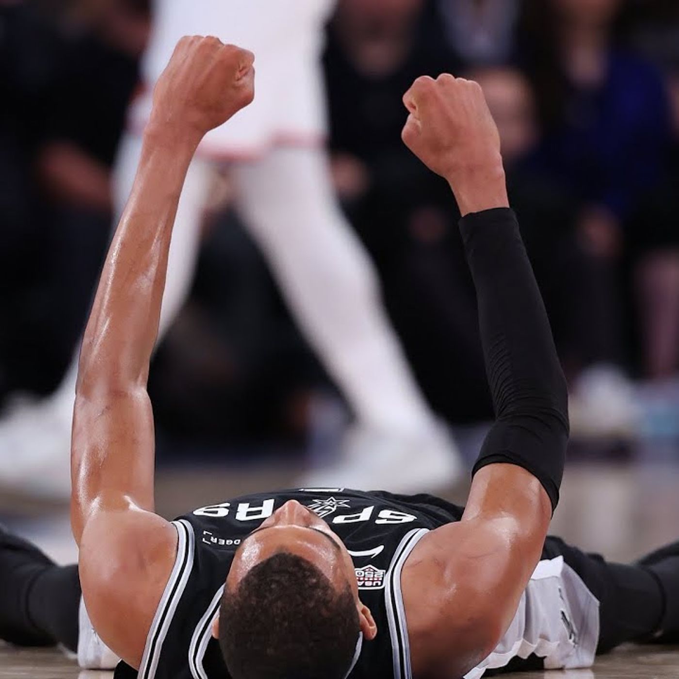 The Spurs Keep Their Chances Alive episode artwork
