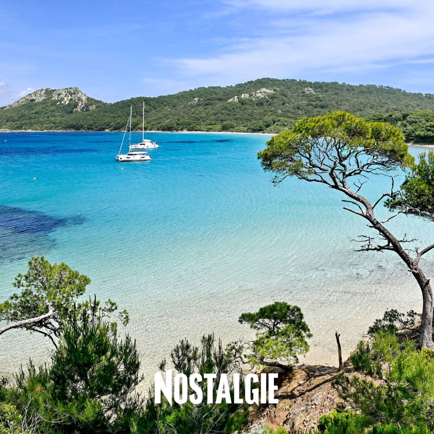 La plage Notre-Dame à Porquerolles : le silence retrouvé et la chanson de Gilbert Bécaud episode artwork