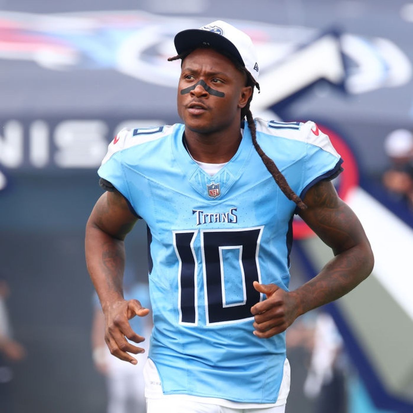 Texans Add Depth On Defense, DeAndre Hopkins Traded To Future AFC Opp, Rockets Season Premiere
