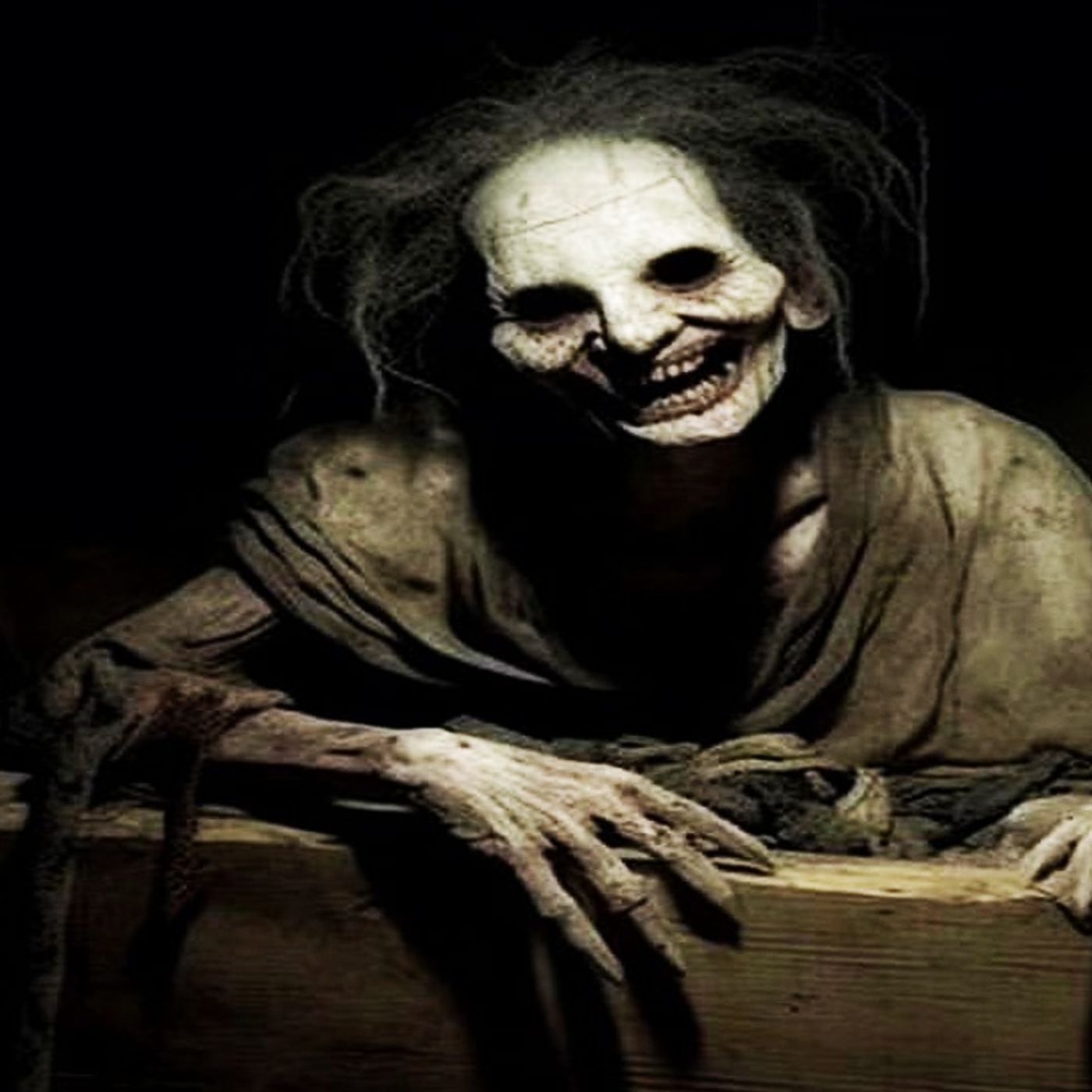 Una BRUJA Que Baila Nos Atacó: La Bruja Que Intentó LLevarme Historias De Terror - Voces De La Noche