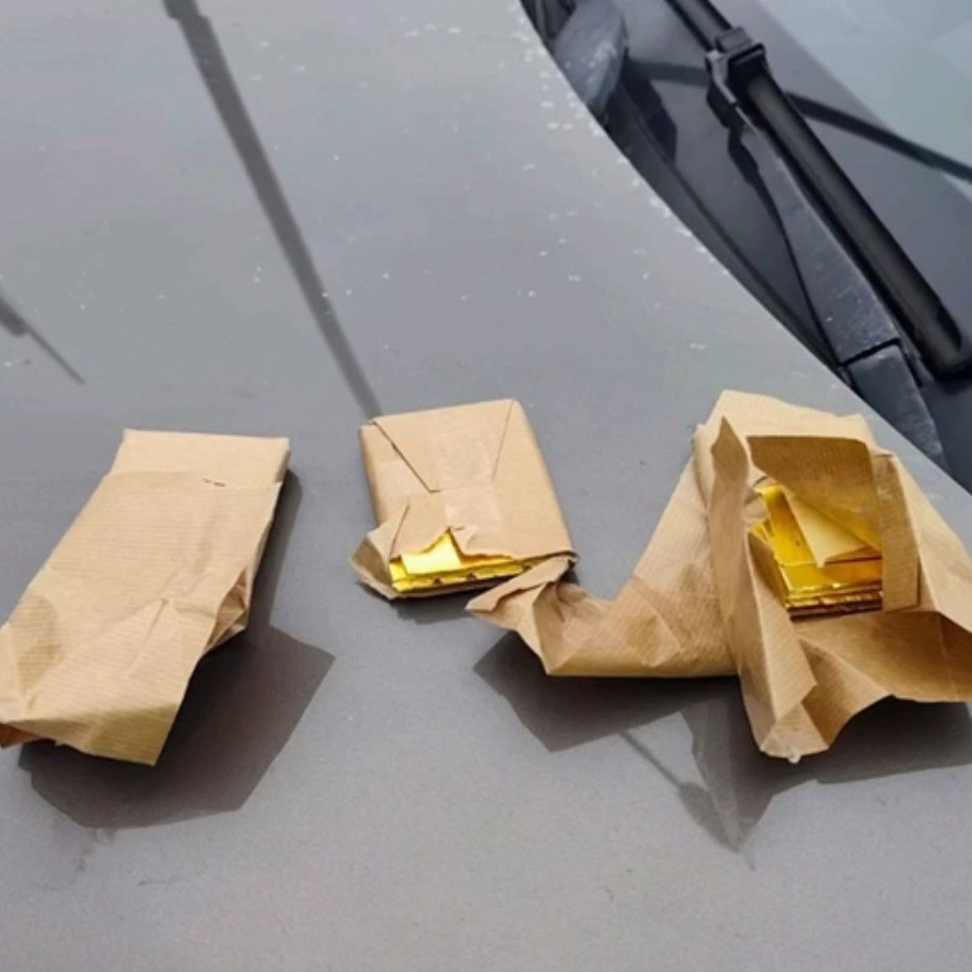 Oro clandestino e soldi cash: blitz da 1,3 milioni tra Vicenza e Austria. Due arrestati episode artwork