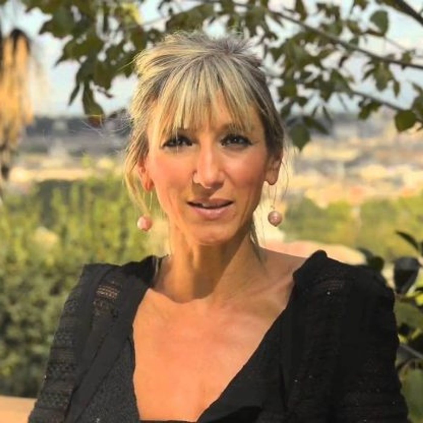 18/07/2025 - La giornalista e scrittrice Costanza Miriano ospite del convegno sulla Speranza a Cercivento episode artwork