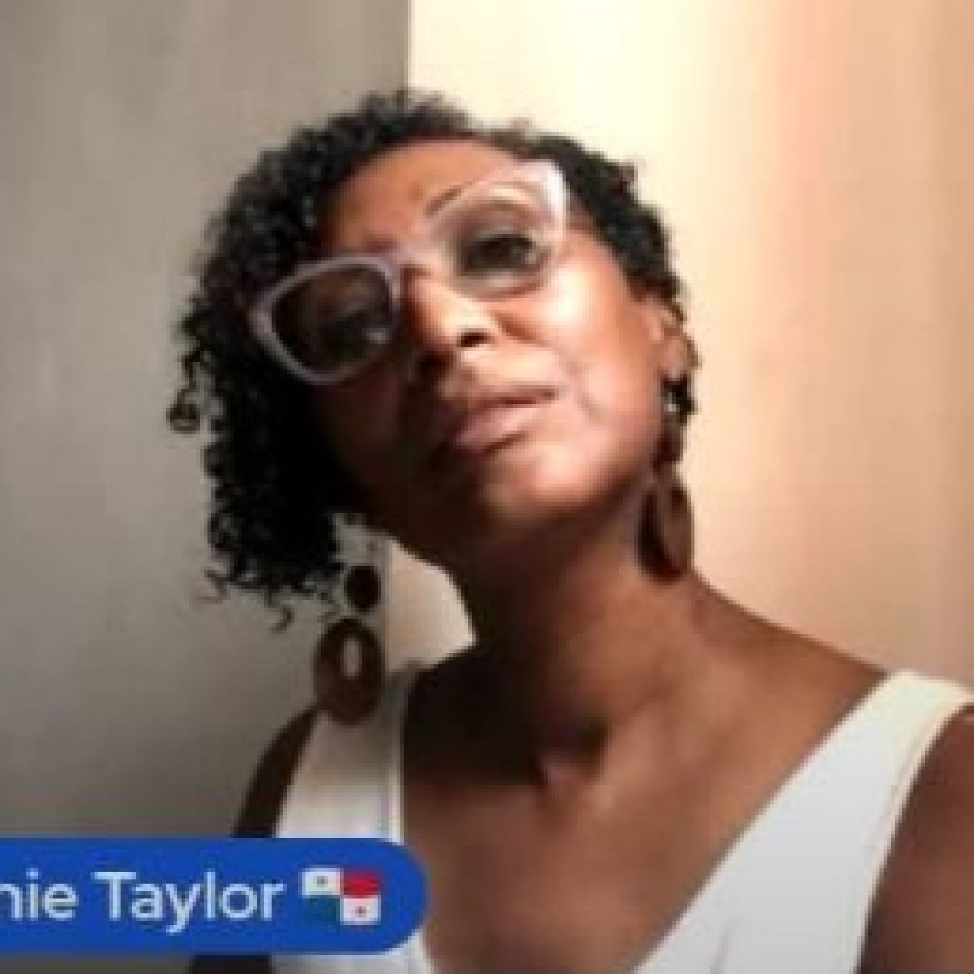 Podcast Mi experiencia como escritor - T2-E115- Hoy charlamos con Melanie Taylor episode artwork