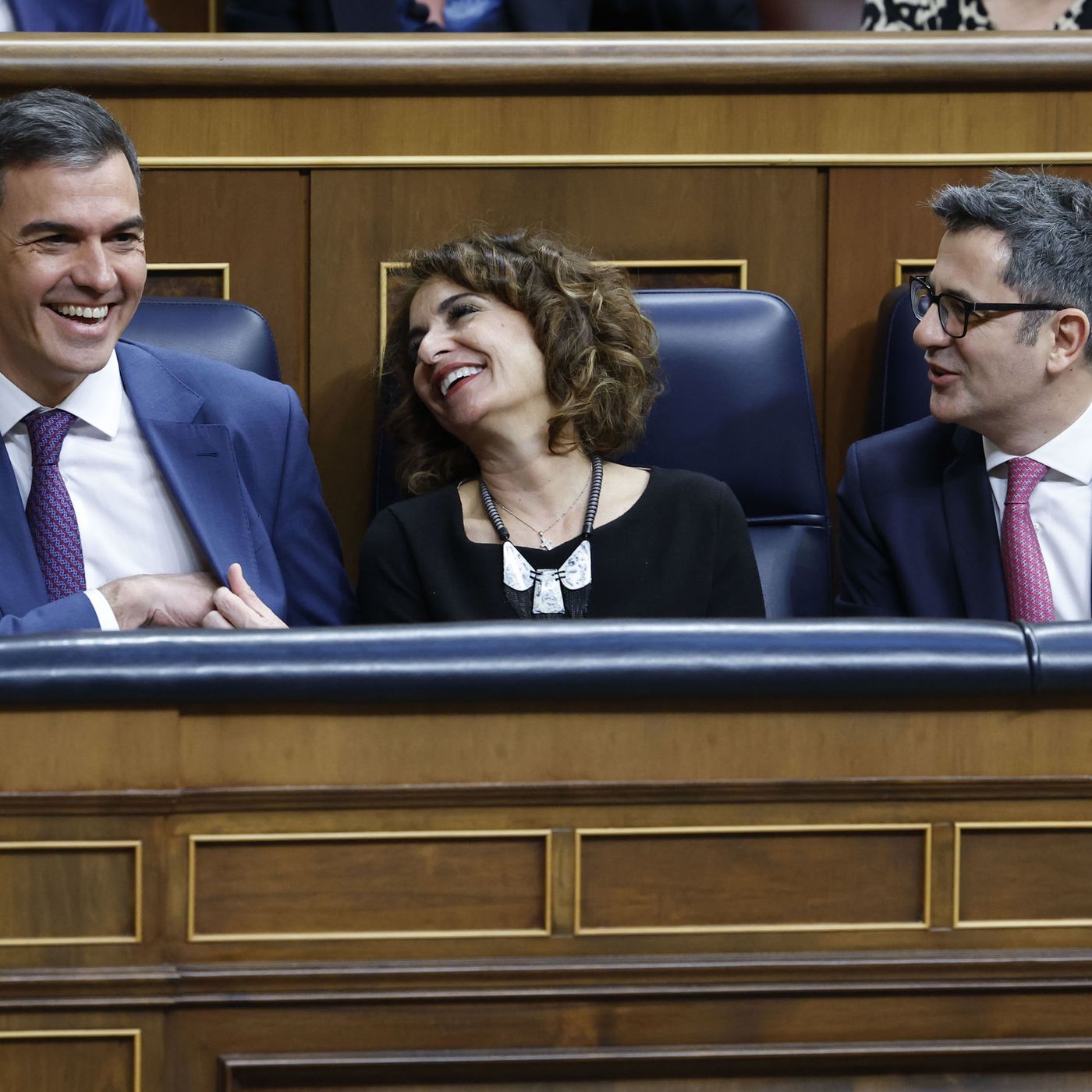 Tertulia de La Trinchera: El Banco Mundial avisa del deterioro institucional y de la corrupción en España