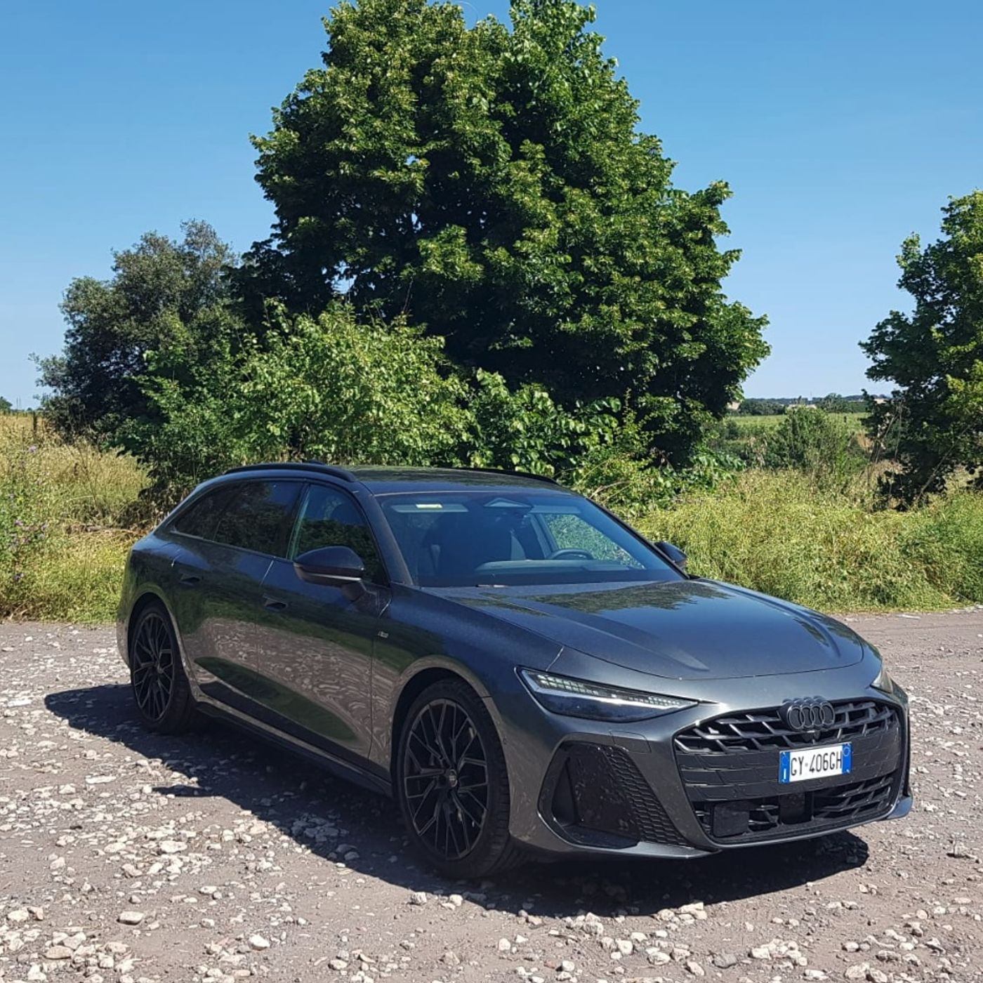 AUDI A6 Avant TDI 150 kW quattro S tronic - Eleganza che non grida, ma si impone episode artwork