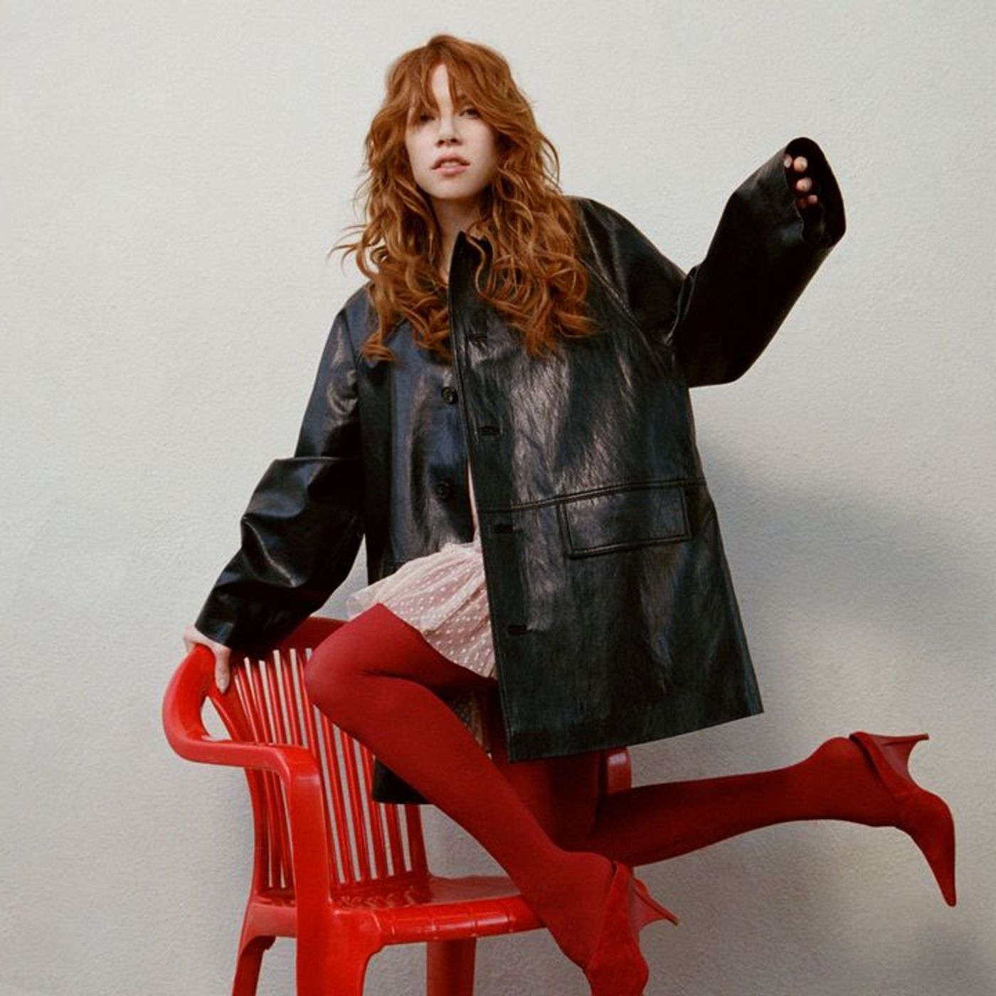 Carly Rae Jepsen’s New Album Is a 24-Track Double LP episode artwork