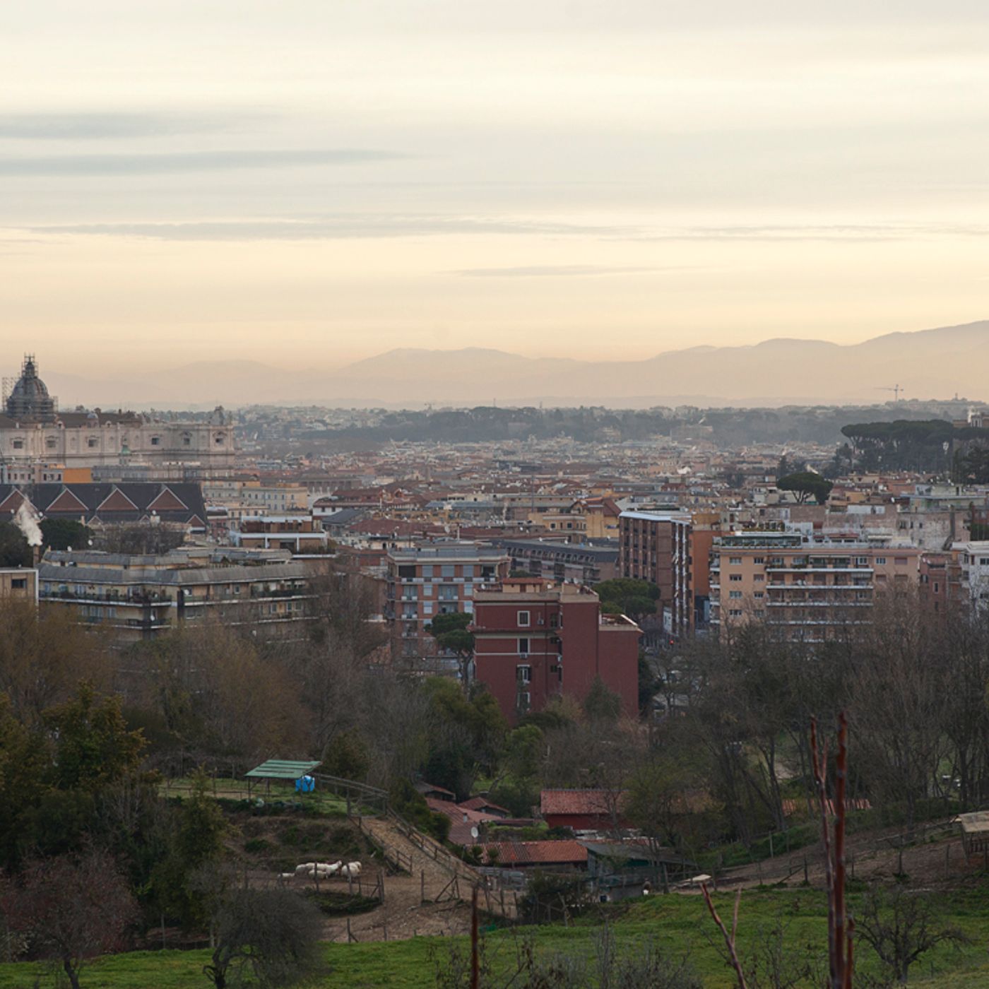 #763 Svolta nel caso di villa Pamphili, artigianato tra crisi e ottimismo e altre storie di Roma episode artwork