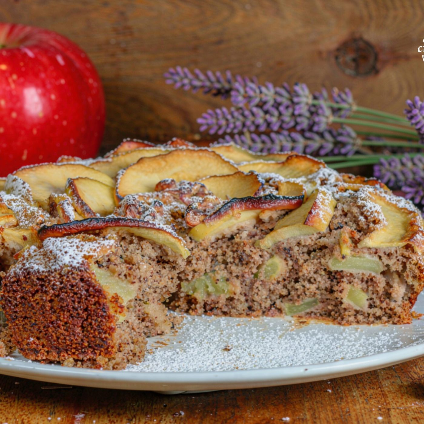 Torta di mele e noci senza burro latte e uova: la ricetta facile, rustica episode artwork