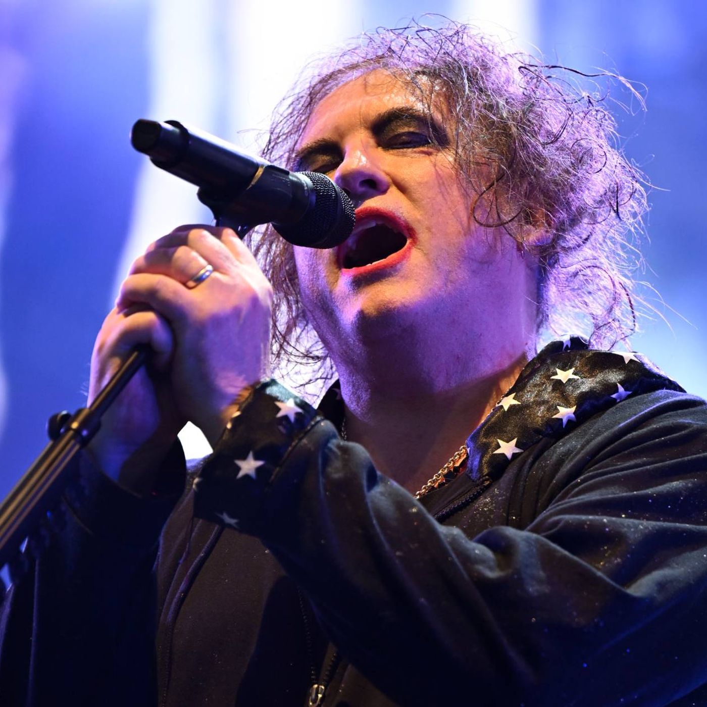The Cure’s Robert Smith is not looking forward to Chris Martin’s World Cup halftime show