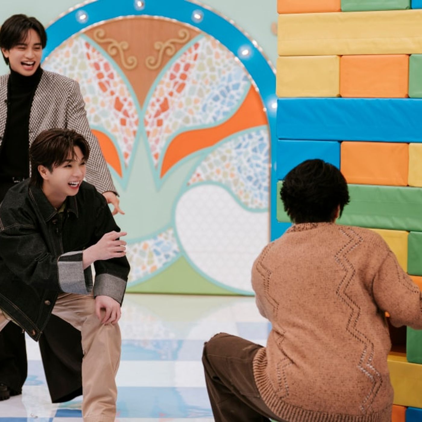 今夜「テレビ×ミセス」舘様、ケンティー、塩﨑太智と火花散らし同じ釜のエレガント飯を食う - 音楽ナタリー episode artwork