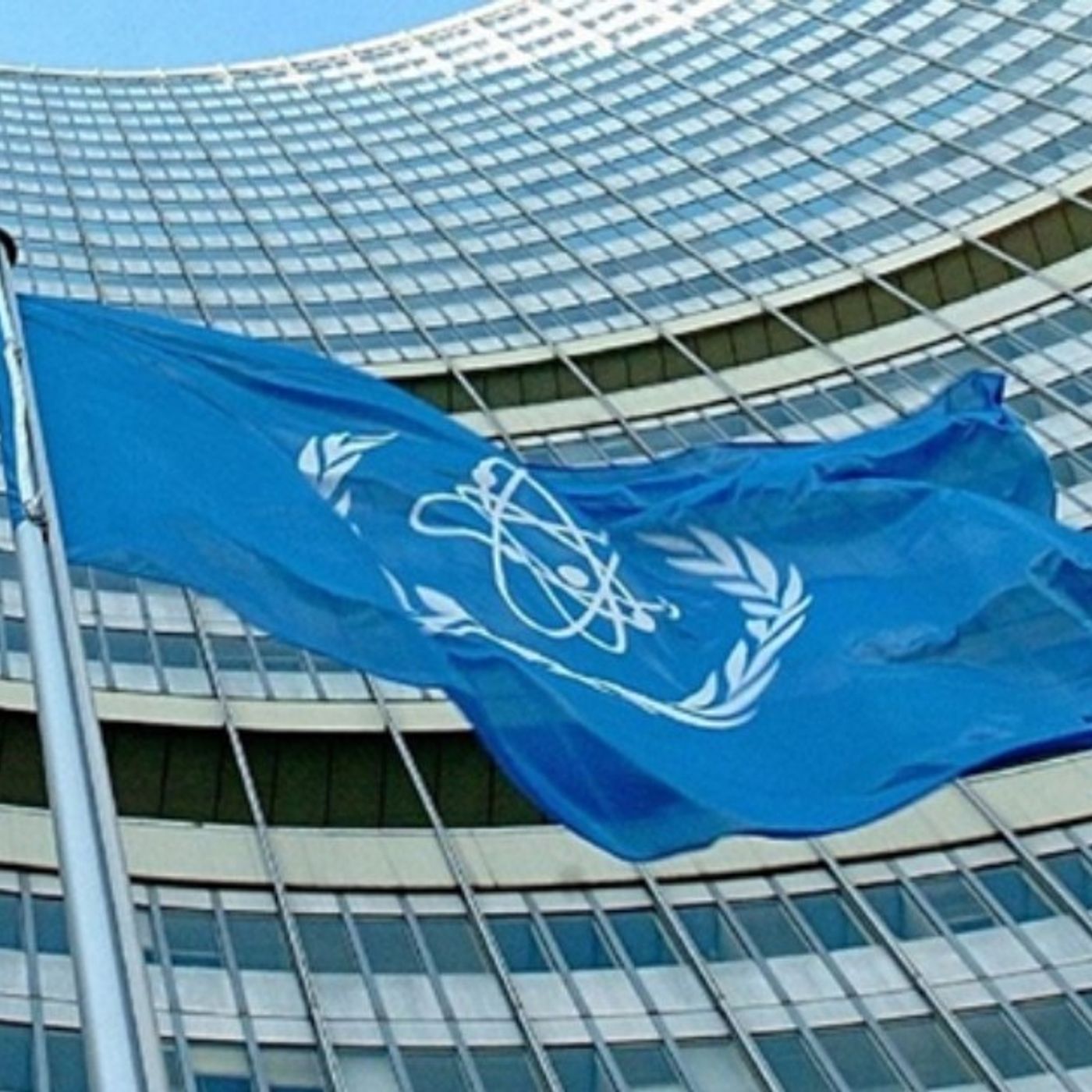 بن بست مذاکرات، رژیم را به لبه پرتگاه کشانده است -صلاح عبدالله نژاد