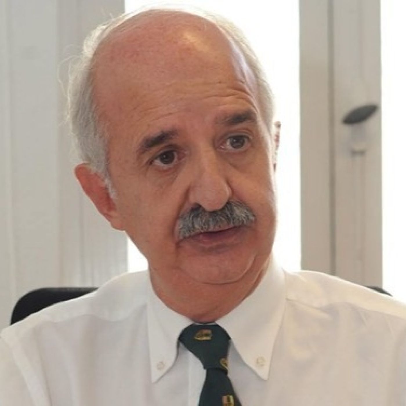 La Diez Capital Radio