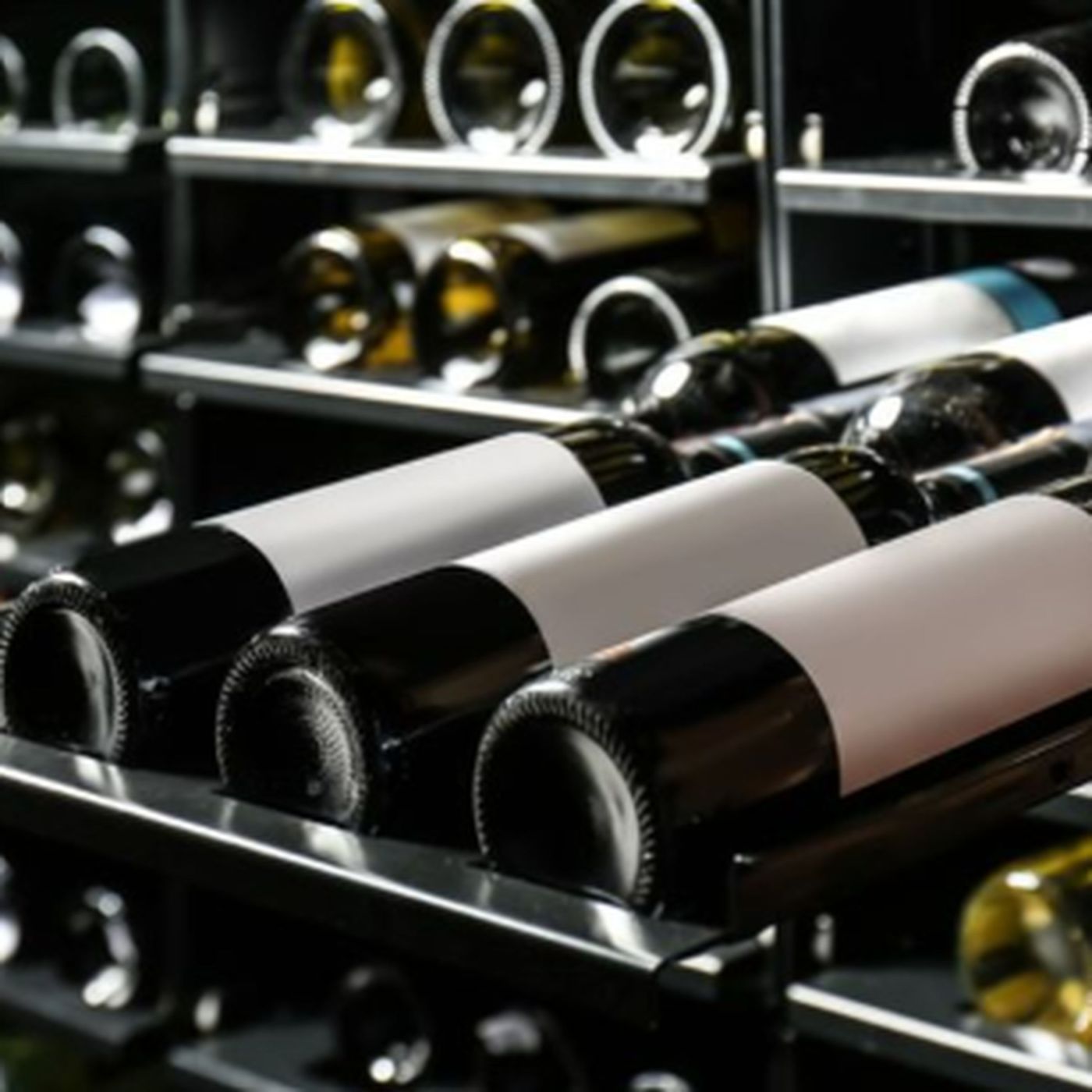 The Art of Blended Wines: Discover the Best Red and White Combinations episode artwork