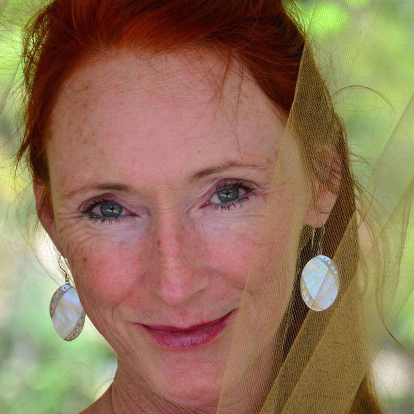 How to Manifest the Reality You Want with Angelia LaRue thumbnail