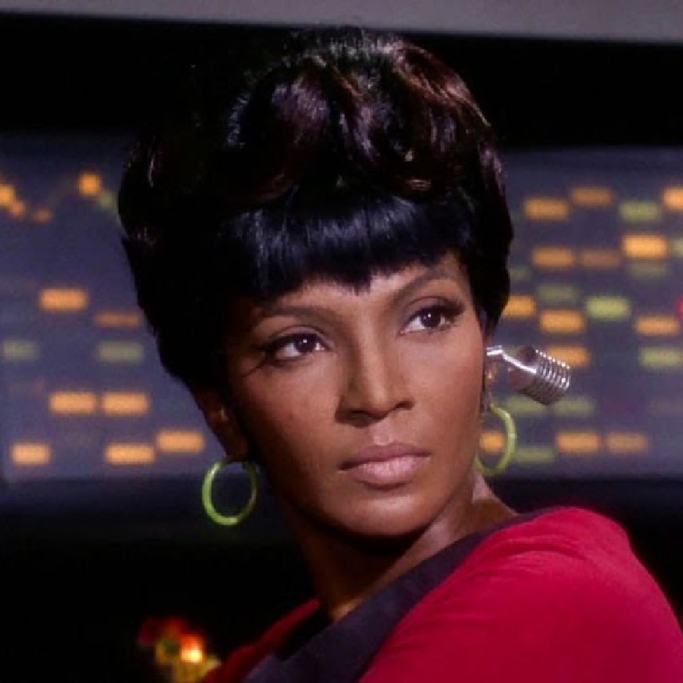 Nichelle Nichols Actress Who Portrayed Iconic Lt.Nyota Uhura Passes Away At 89 episode artwork