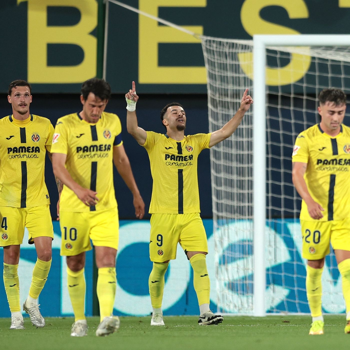 Villarreal 3-0 Atlético de Madrid | Gol de Mikautadze episode artwork