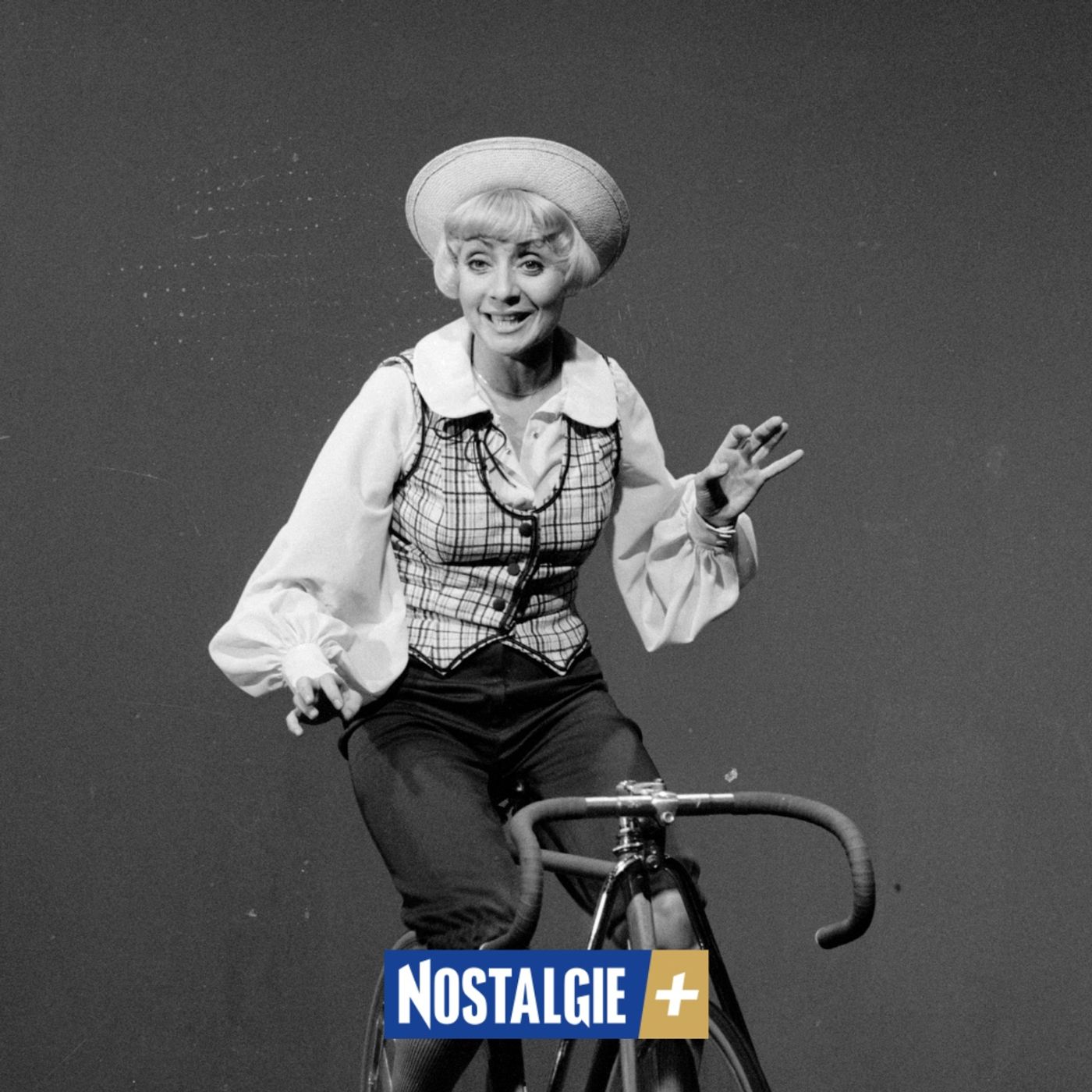 1975 : Annie Cordy et l'irrésistible ascension de « La Bonne du curé » episode artwork