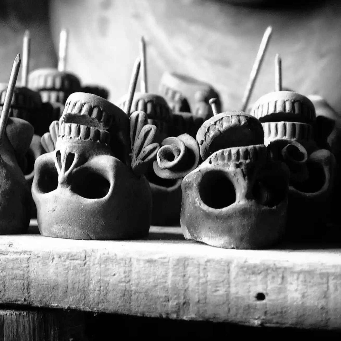 How the humorous vision of death originated: skulls, catrinas and Mexican popular humor. episode artwork