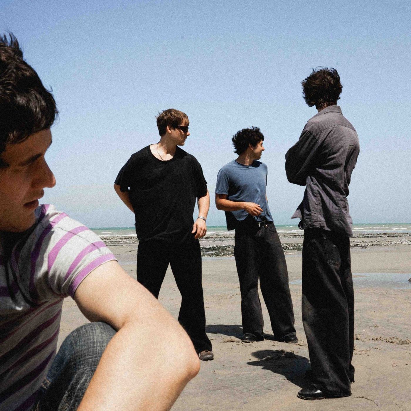 Radio Free Alice tackle isolation and confusion in culture on lively new single ‘Kick In The Shins’