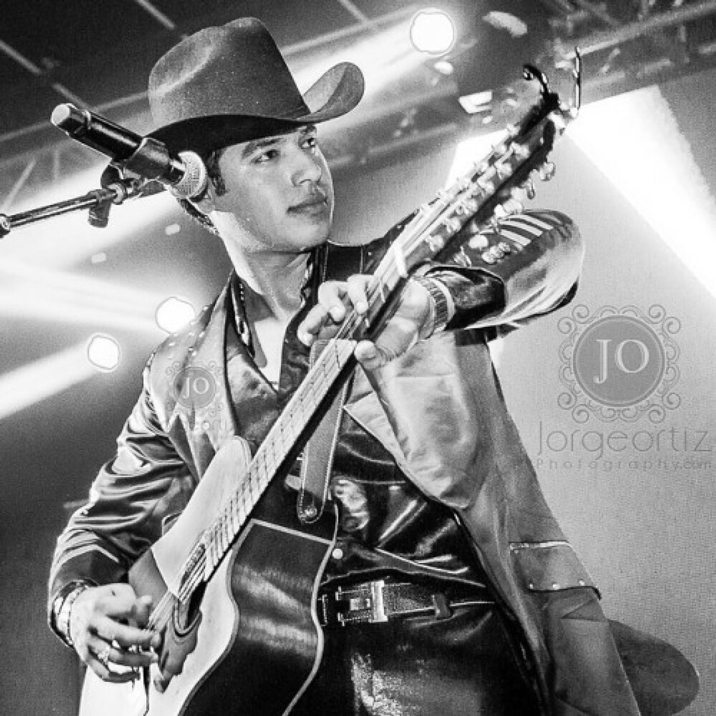 Ariel Camacho Y Los Plebes Del Rancho ¢ El Mentado episode artwork