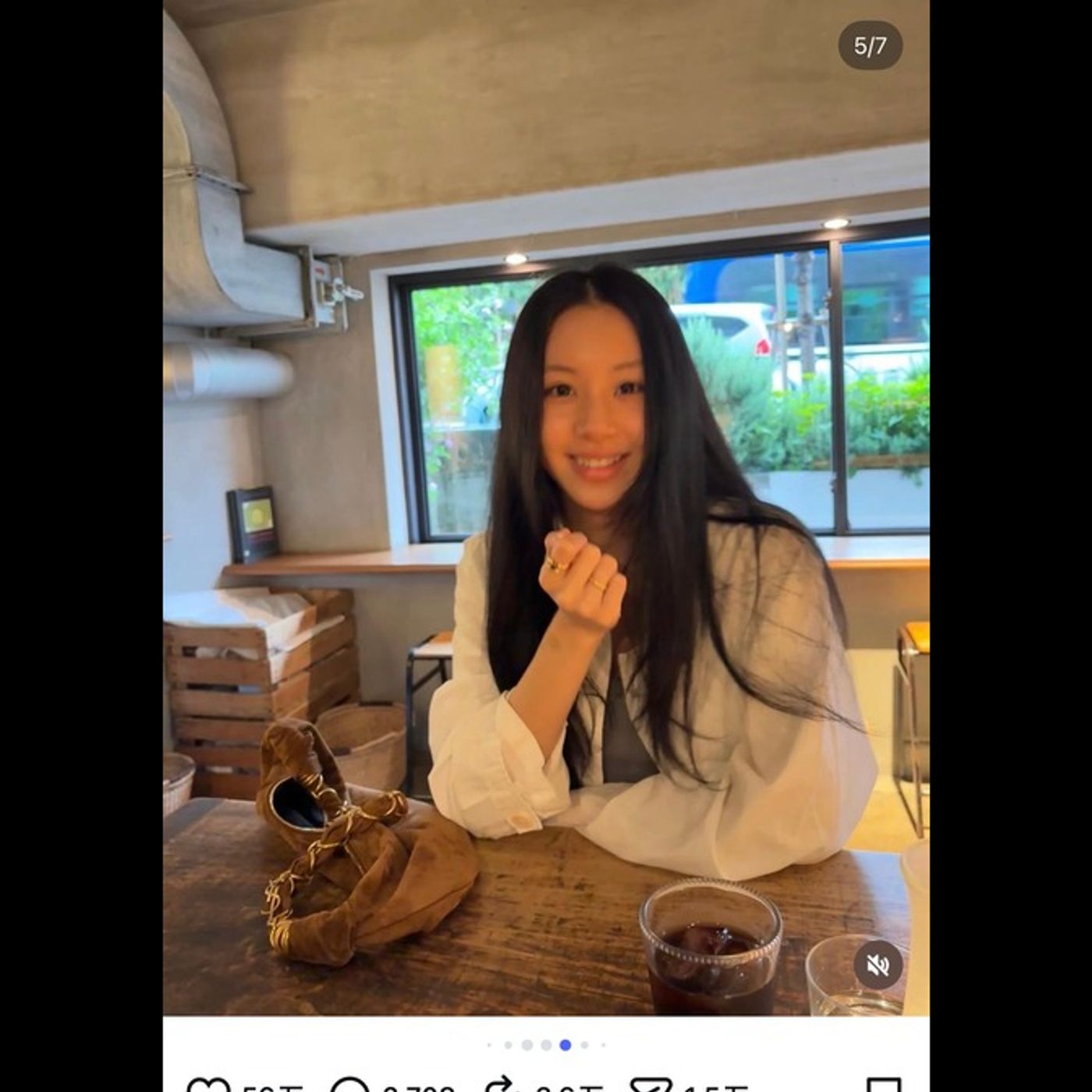 TWICE CHAEYOUNG、表参道をプライベート散策　カフェを楽しむ姿に「普通に歩いとんのエグい」「表情がとっても可愛い」 episode artwork