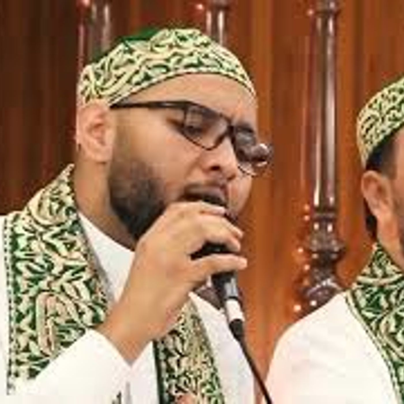 المسك فاح المسك فاح عنـد مقـام رســـول الله