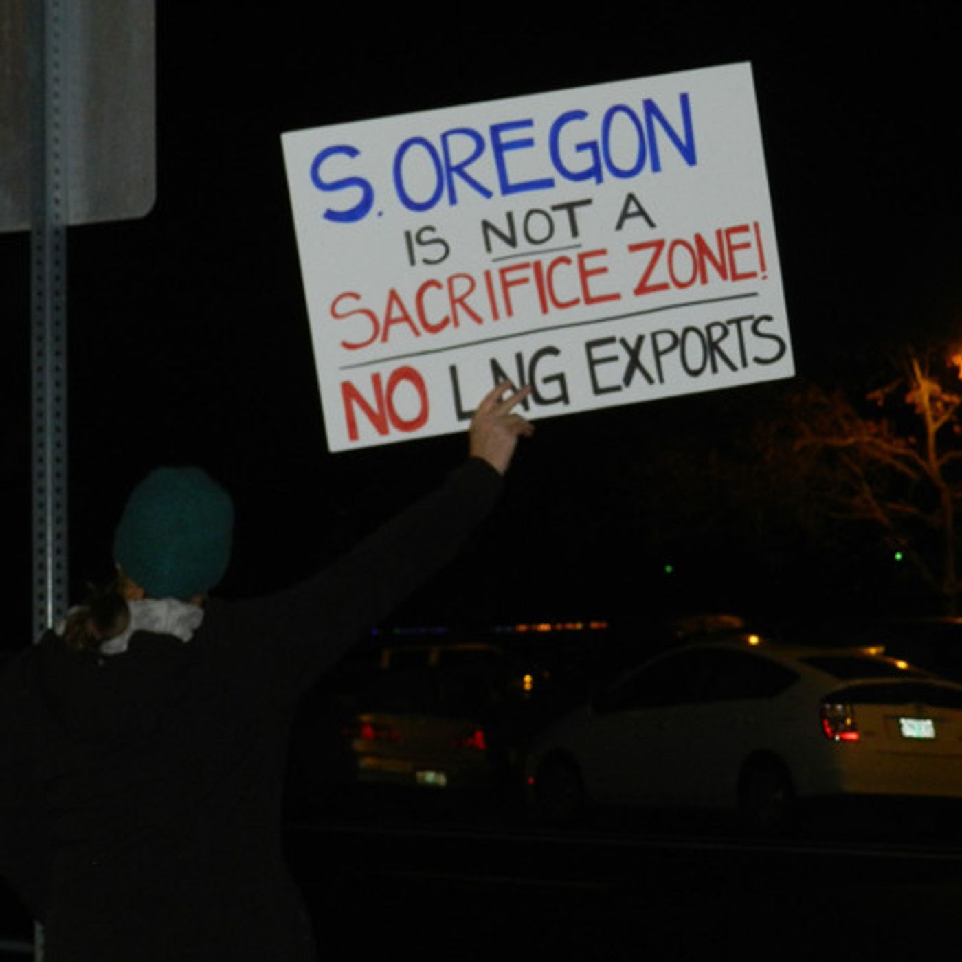 Hearing On LNG Project In Southern Oregon Draws A Crowd episode artwork