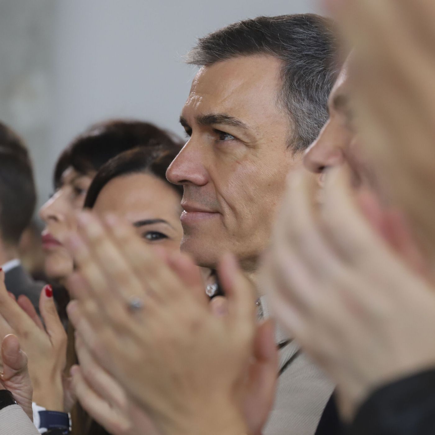 Federico a las 6: Cortina de humo con el 23-F para tapar el estado de salud de Sánchez