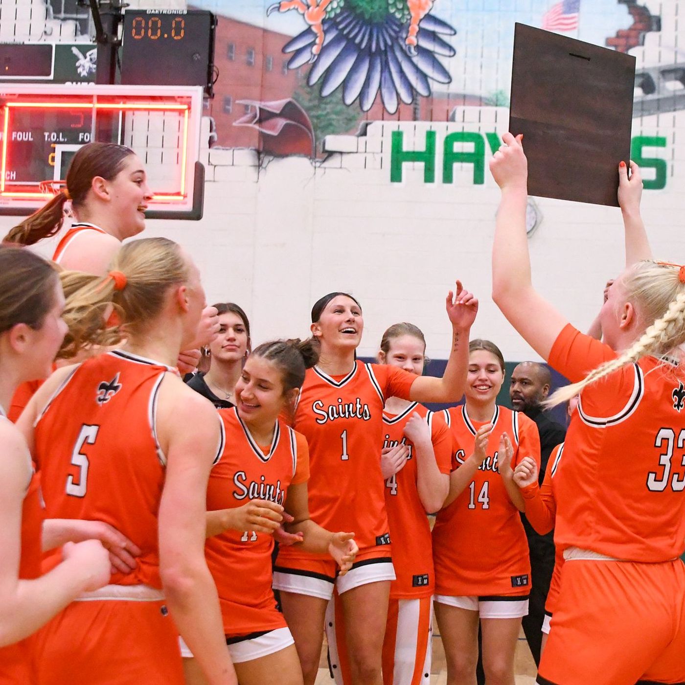 Brooklyn Schilb goes off in the second half, leads St. Charles East over Glenbard West for sectional title