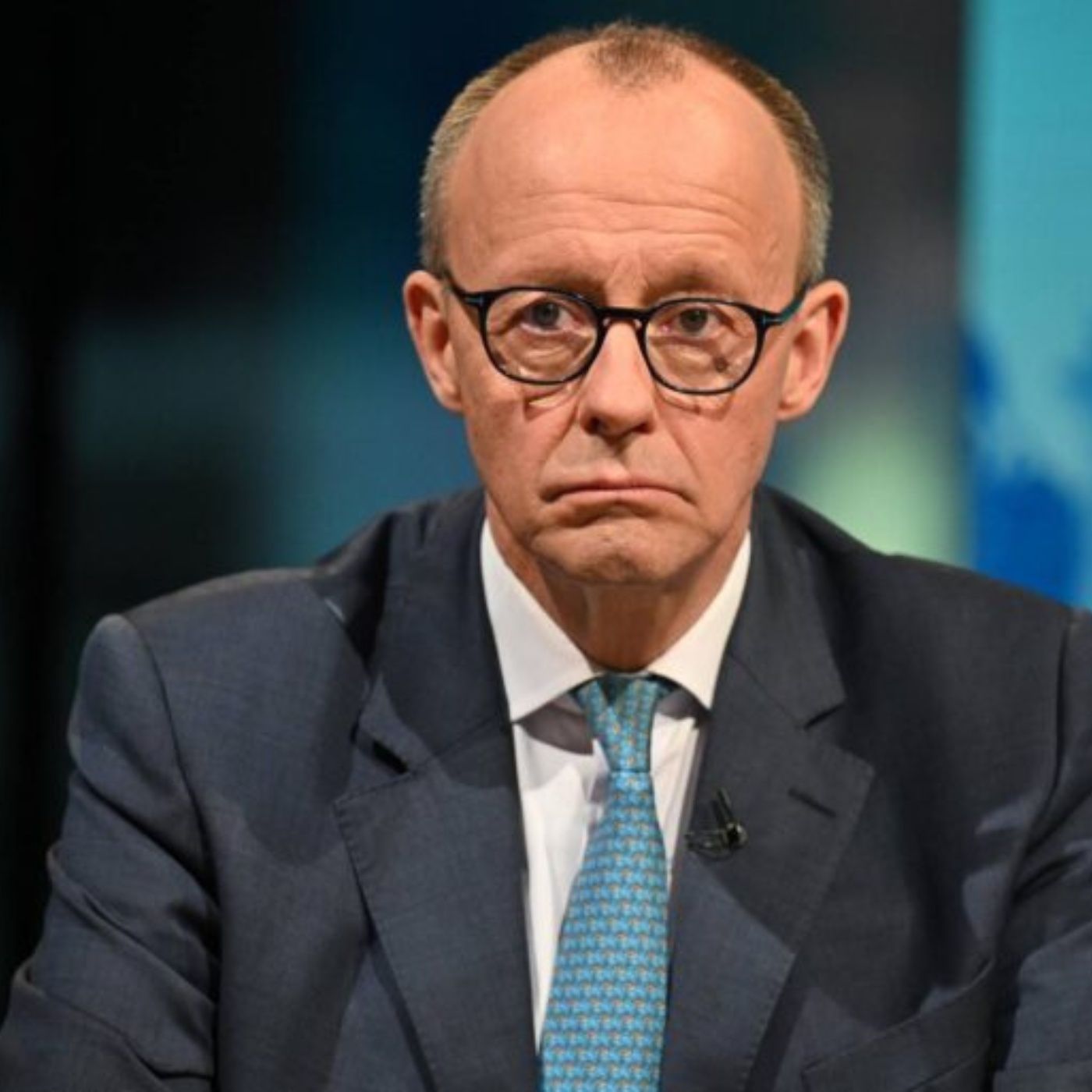 Un Cancelliere amico, ma esigente per Giorgia Meloni | Il Corsivo di Martedì 25 Febbraio 2025 episode artwork